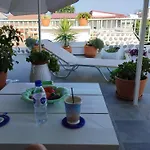 Suzy's Nest בית אירוח אספרובלטה