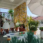 Suzy's Nest أسبروبالتا